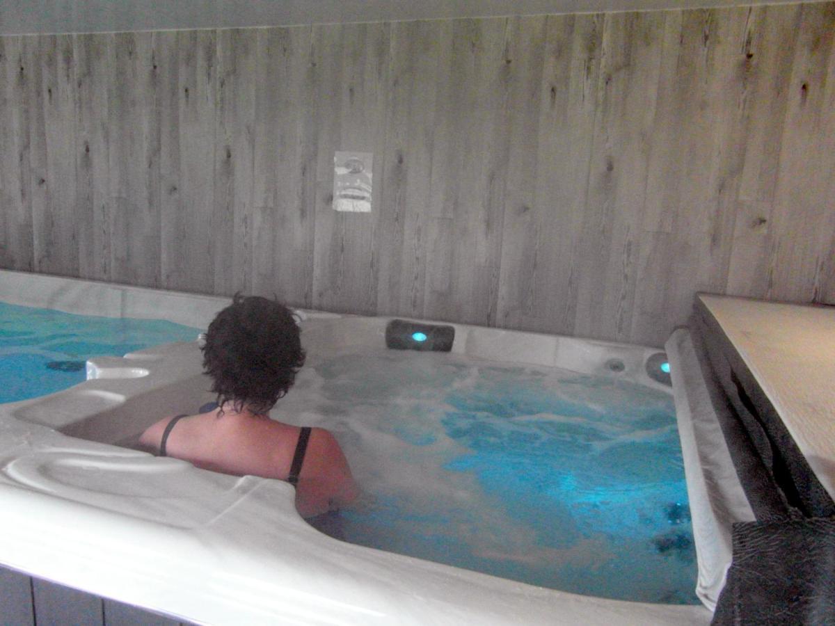 Amazing Cottage With Private Indoor Swim Pool And Hot Tub Grantown-on-Spey Zewnętrze zdjęcie